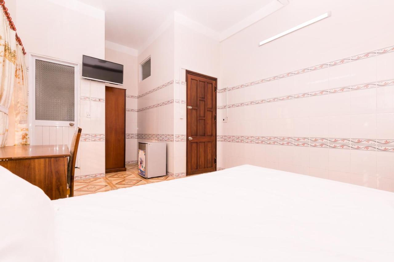 Spot On 691 Little England Homestay Da Nang Dış mekan fotoğraf